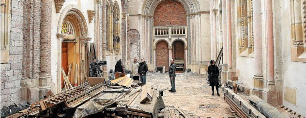 Unser Foto zeigt das Innere der Schlosskirche von Reinhardsbrunn während einer Besichtigung im Jahr 2012. Seither hat sich nichts zum Besseren getan. Archiv-Foto: Dirk Bernkopf